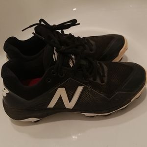 New Balance 4040 V4 TPU Baseball Cleats